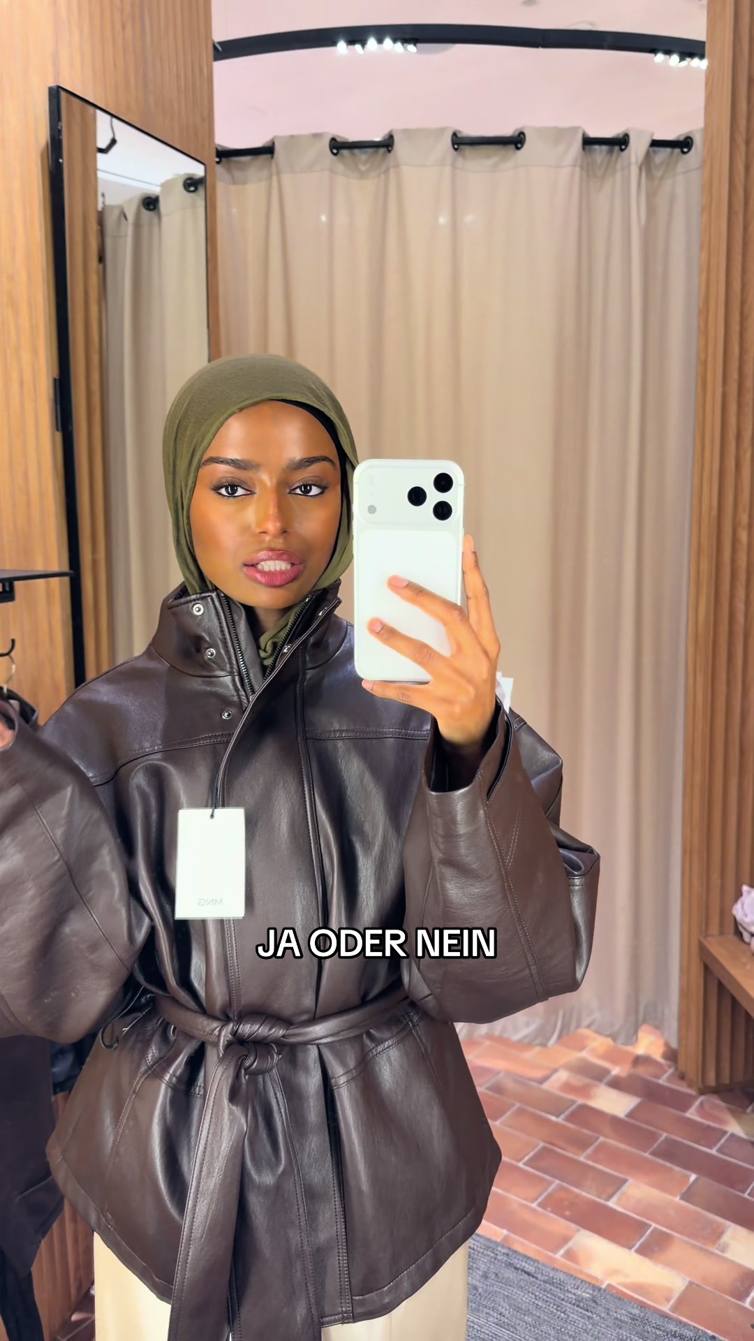 @wolfieaziza