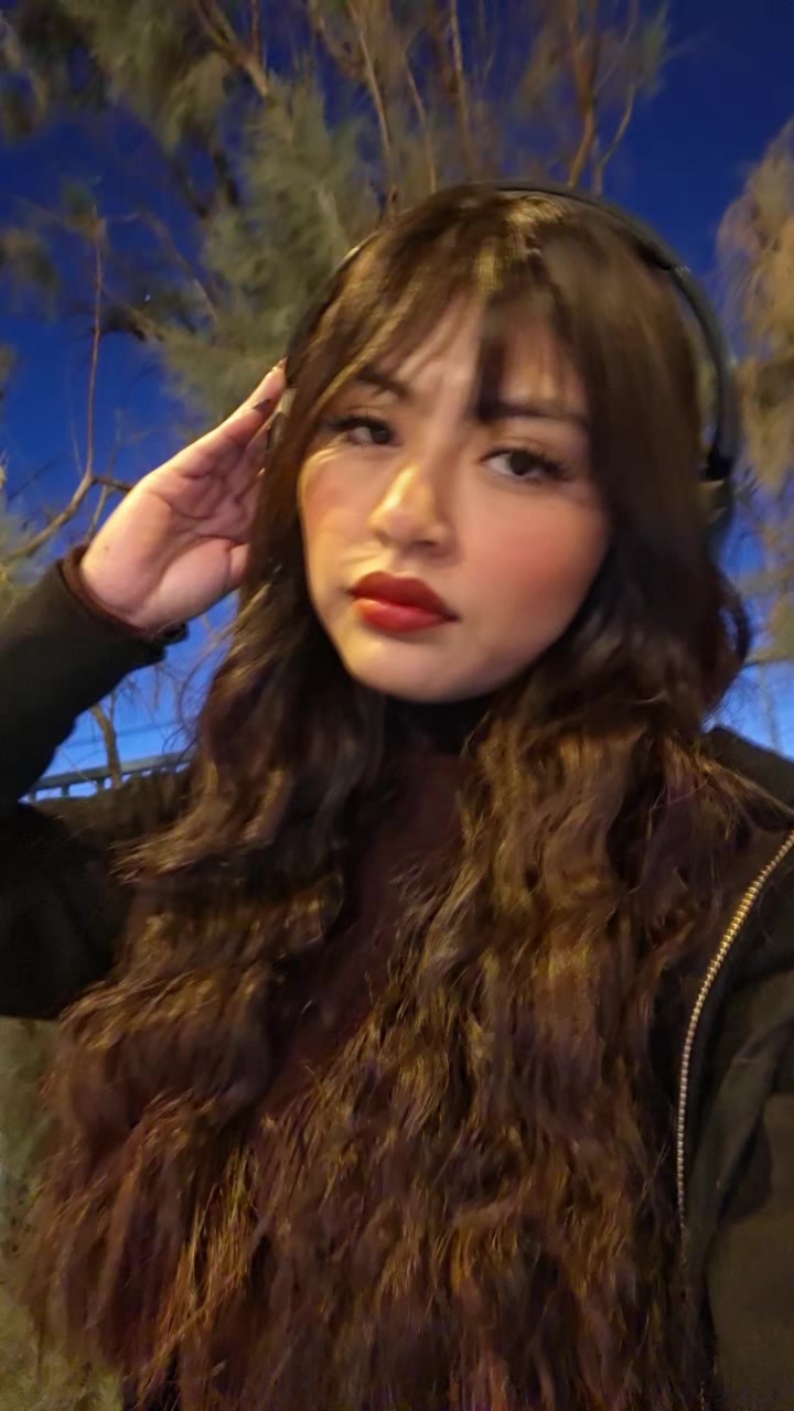 @𝙰𝙼𝙱𝙴𝚁_vıllαloвos🍒🐺🌸
