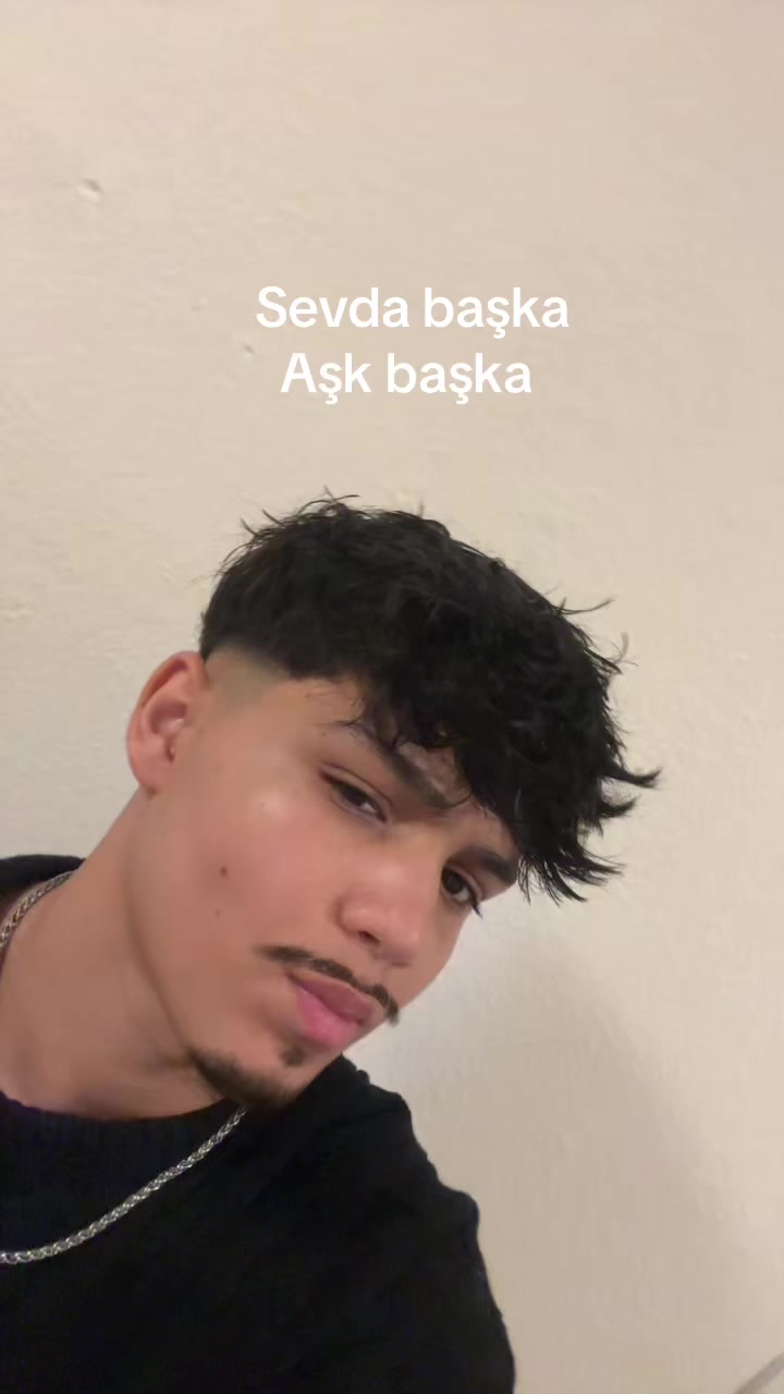 @Esmerbomba