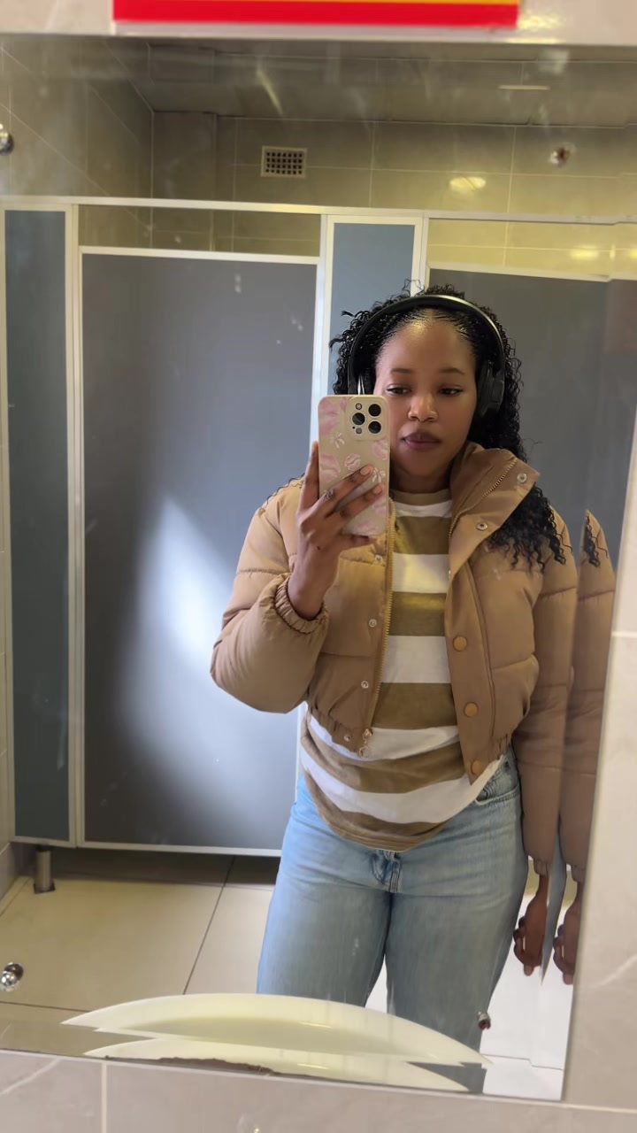 @_the.unknown.kirsty_🇿🇼