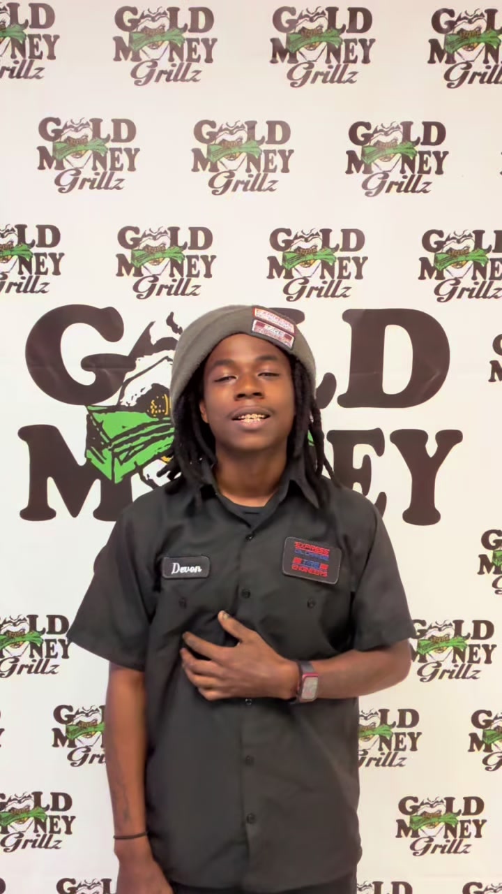 @GoldMoneyGrillz