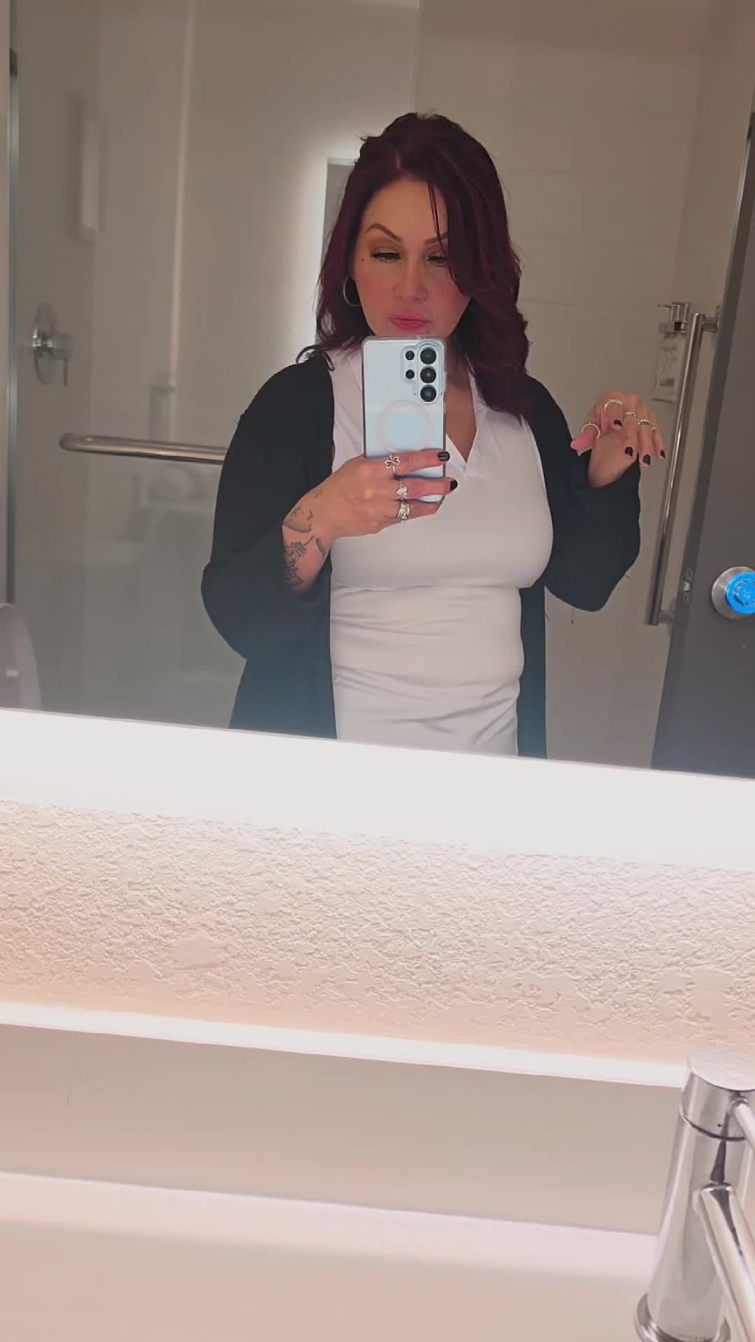 @scarlet.muse
