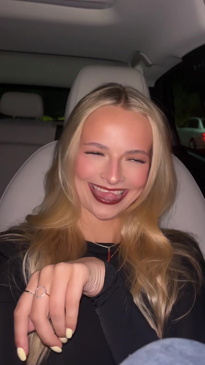 @KATE KRISTIAN