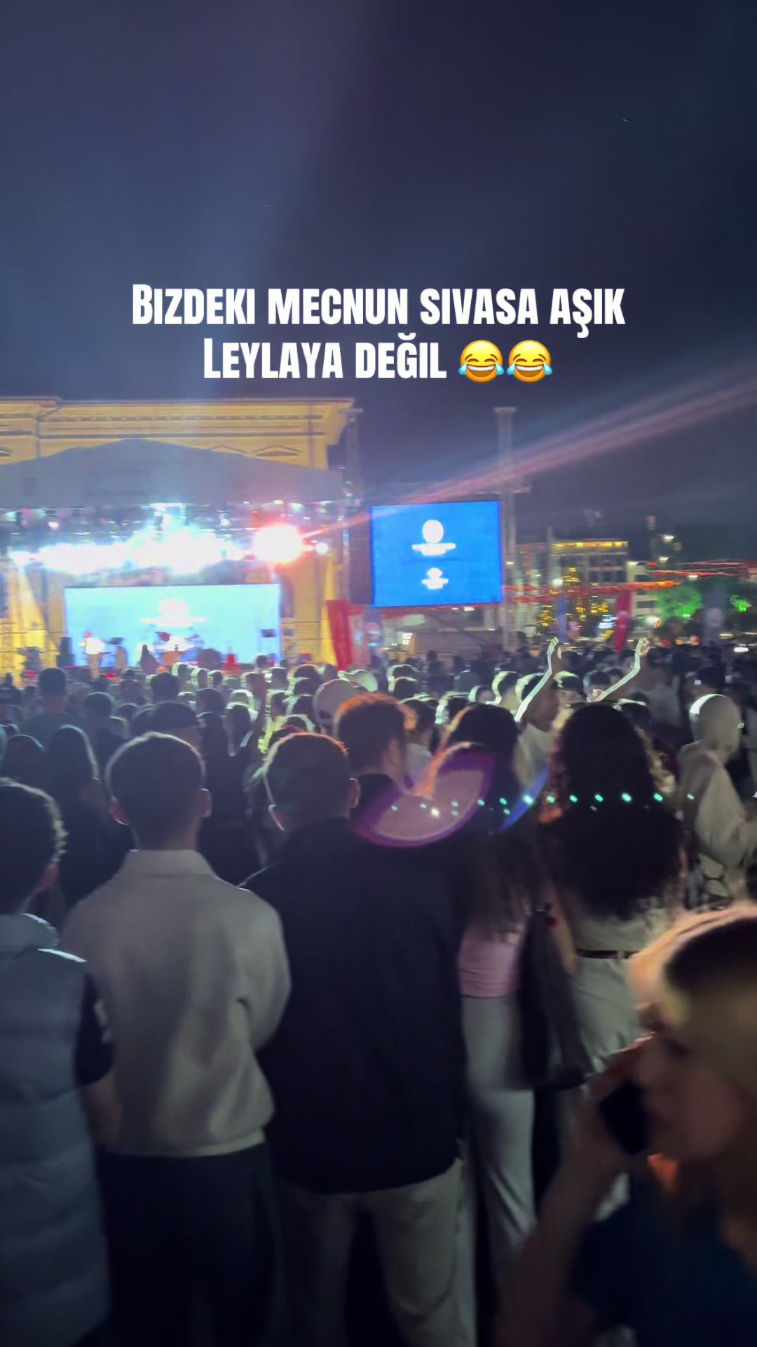 @*&Ouml;ZER*