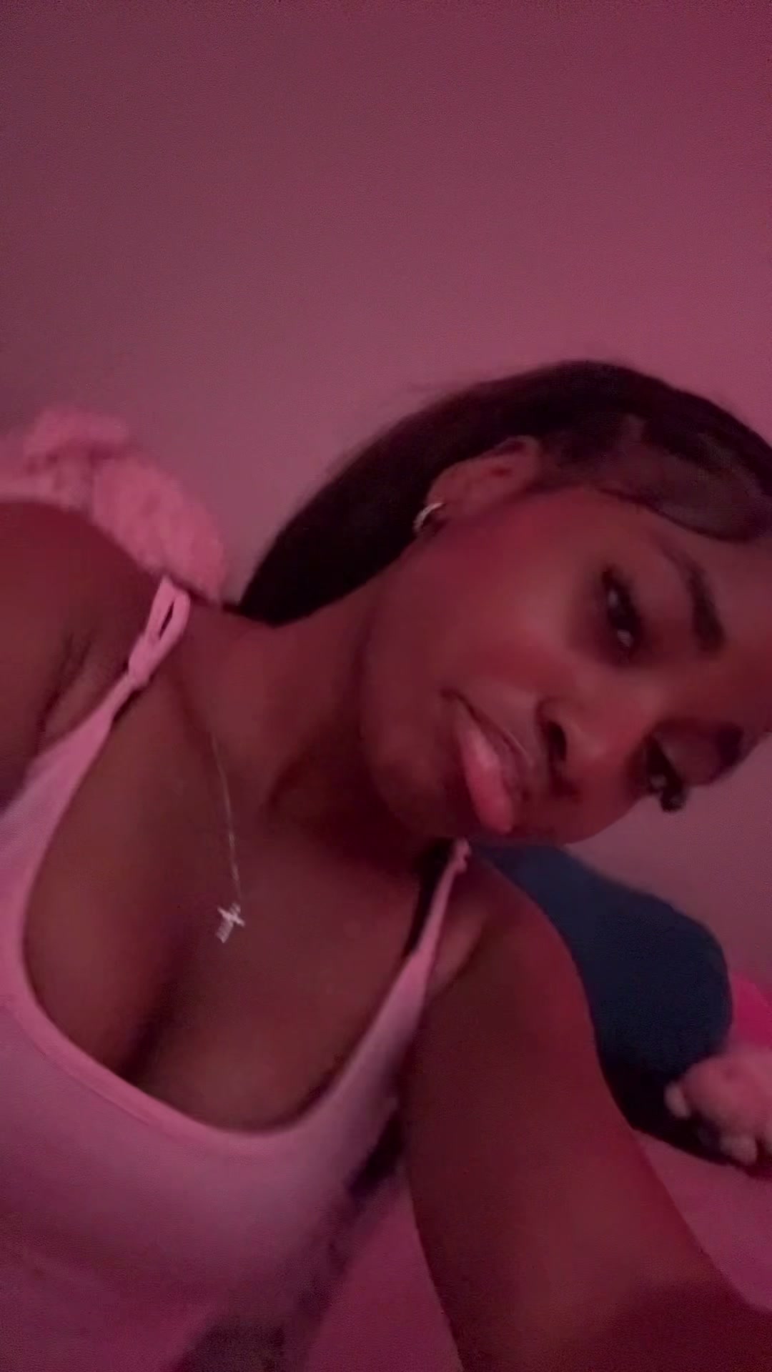 @kyrasecretaccountt