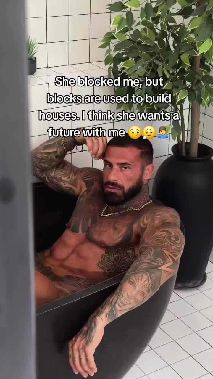 @Chris 😇 Mr Iconic 😈