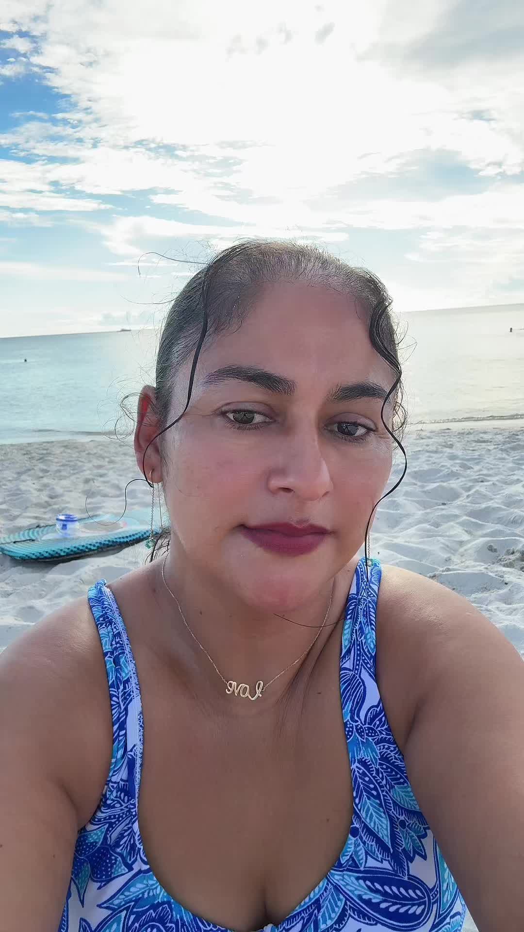 @Julie Morales 🇬🇹🇬🇹