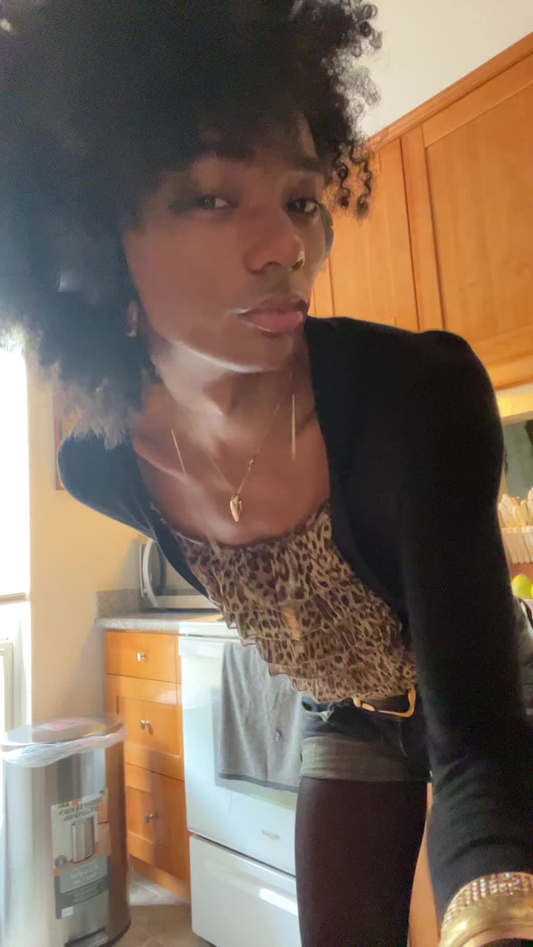 @bullseyelips