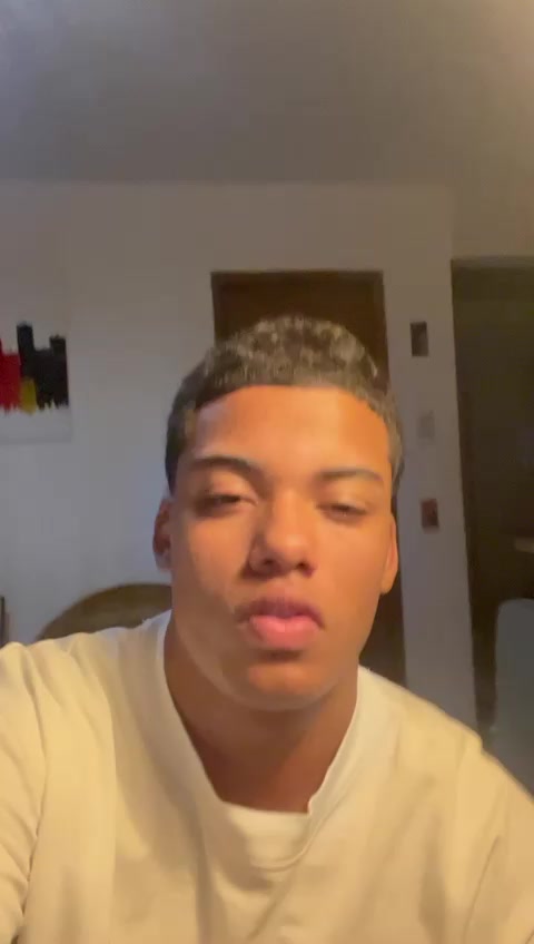 @🐸