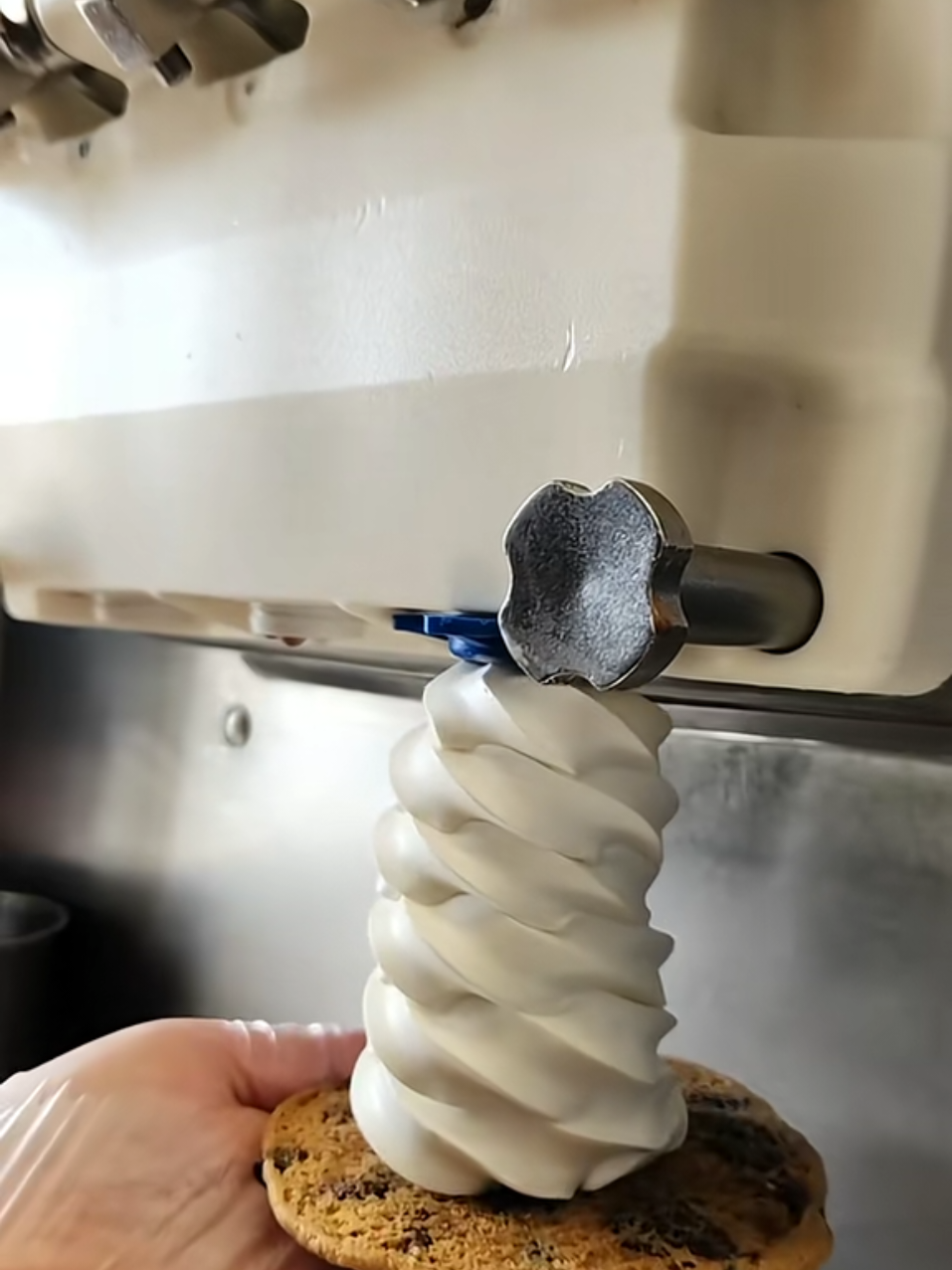@JoesDairyBar&Grill
