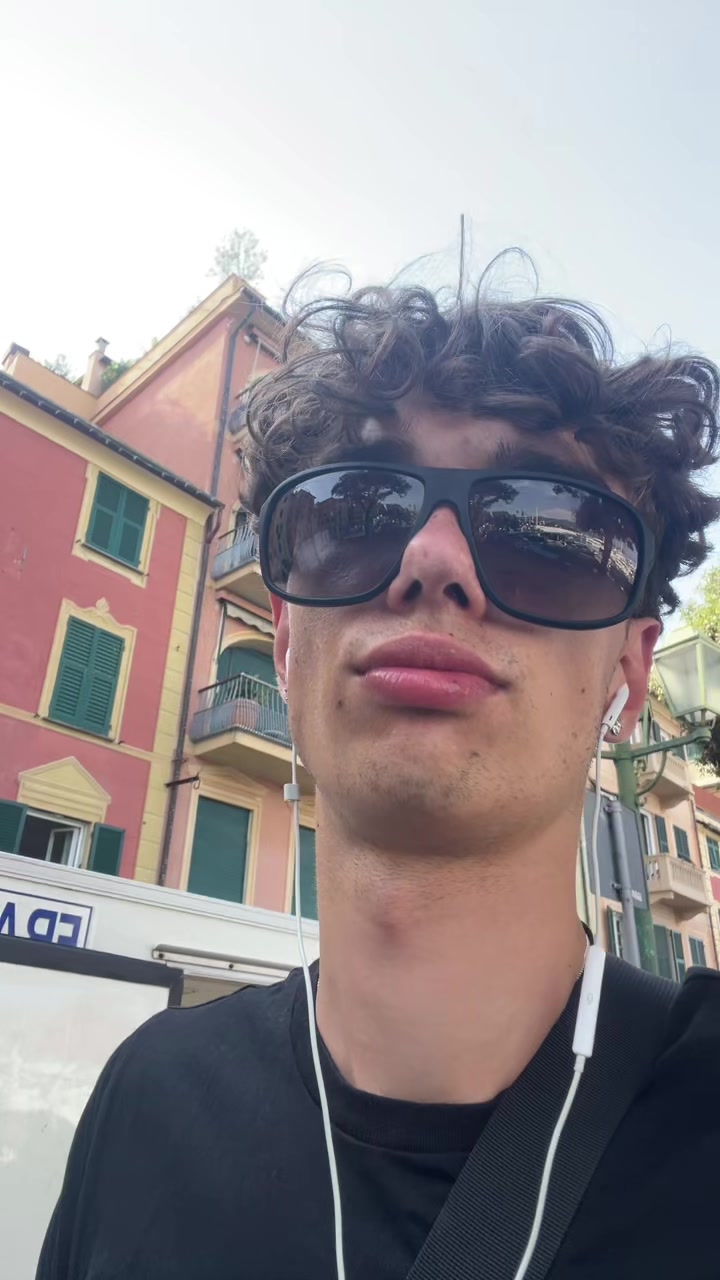 @Ajsb