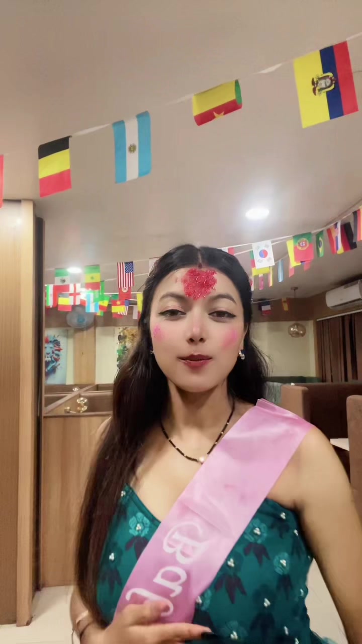 @PRIYA (🫶)