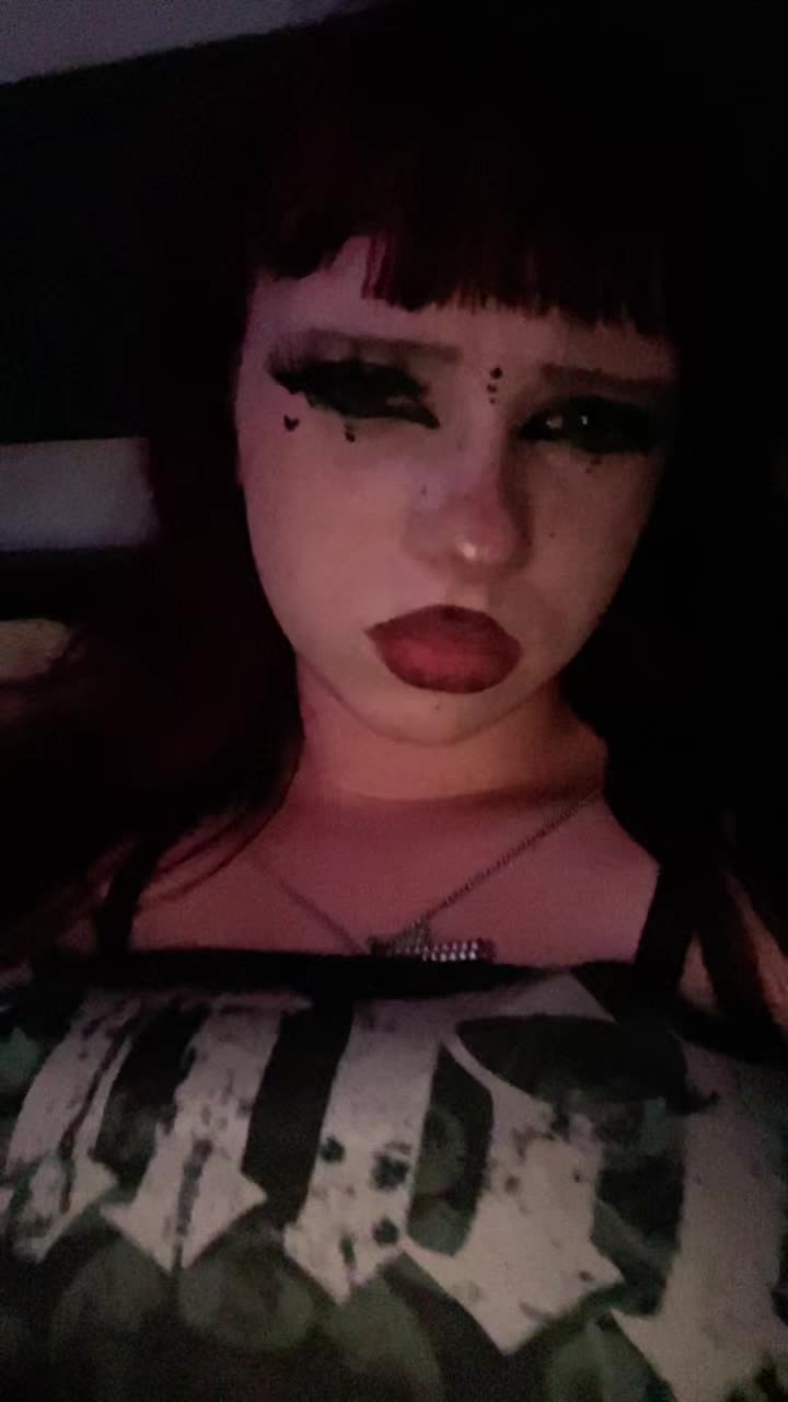 @♱
