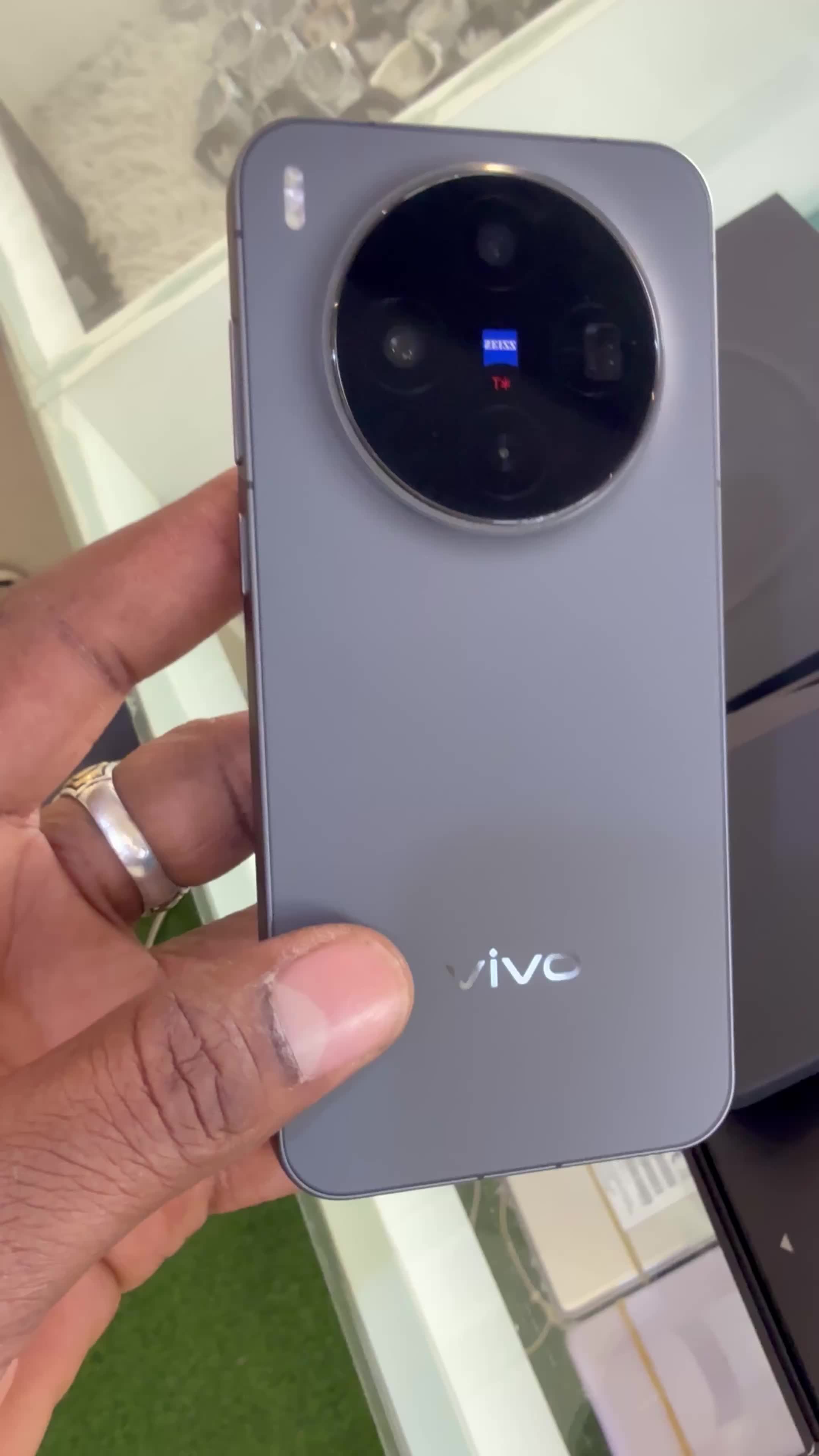 @Msani phone shop kano