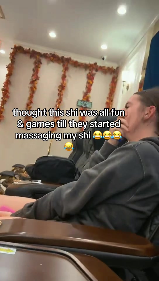 @👻.