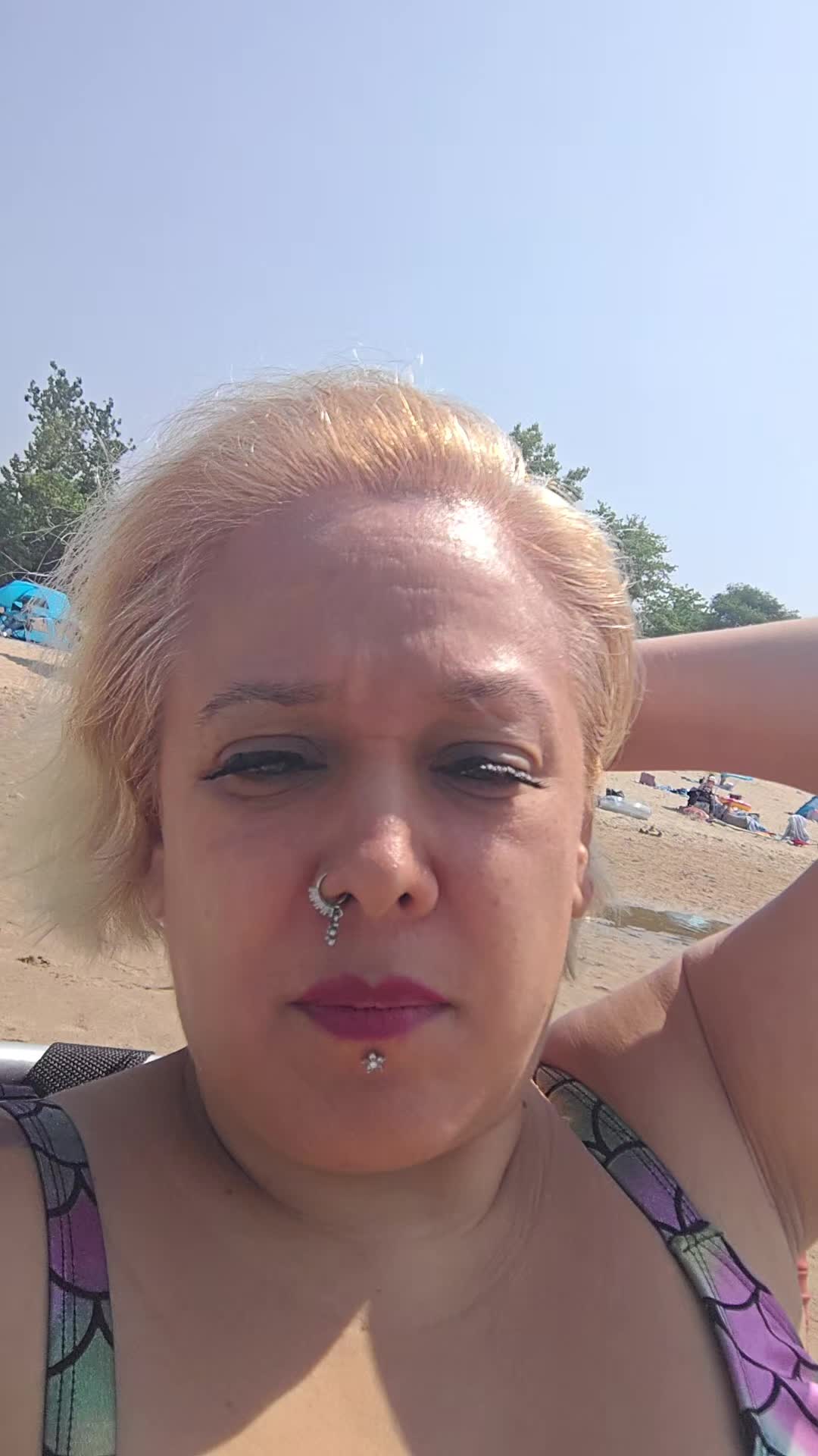 @lizreyes780