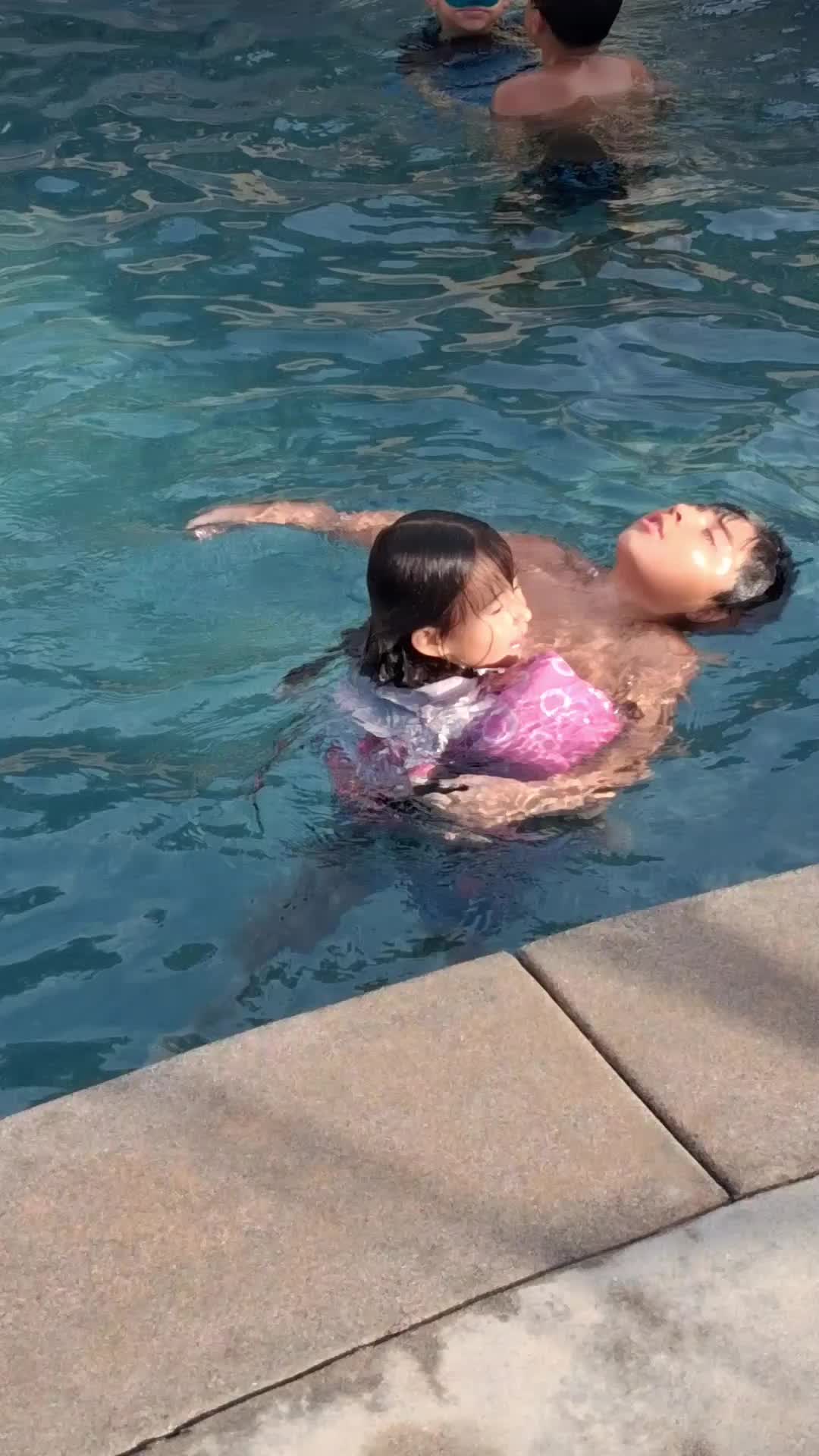 @larissaaslxughterr