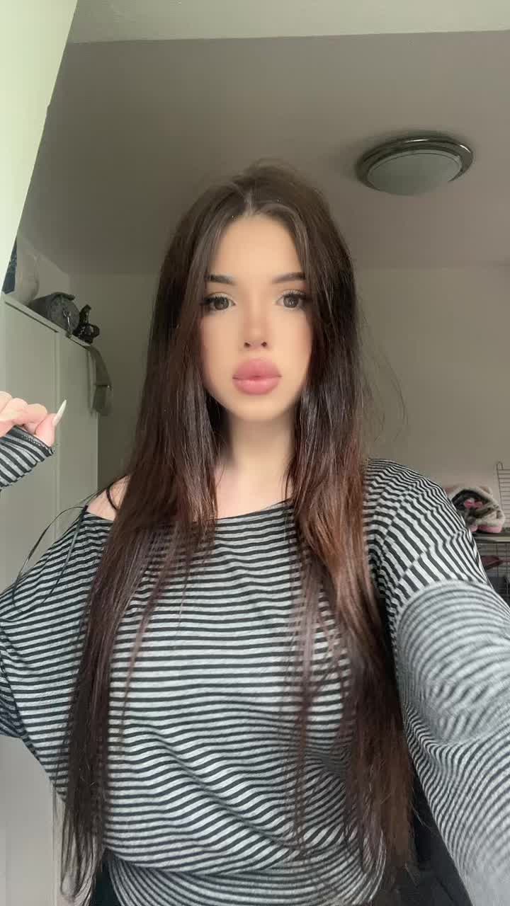 @ellischna