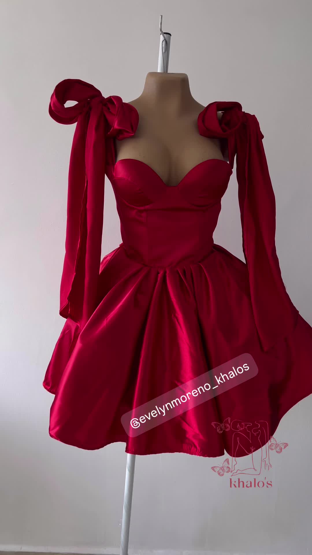 @evelynmoreno_khalos
