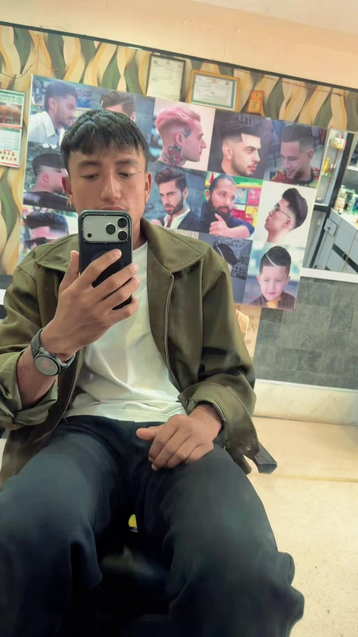 @Ad06_____ 