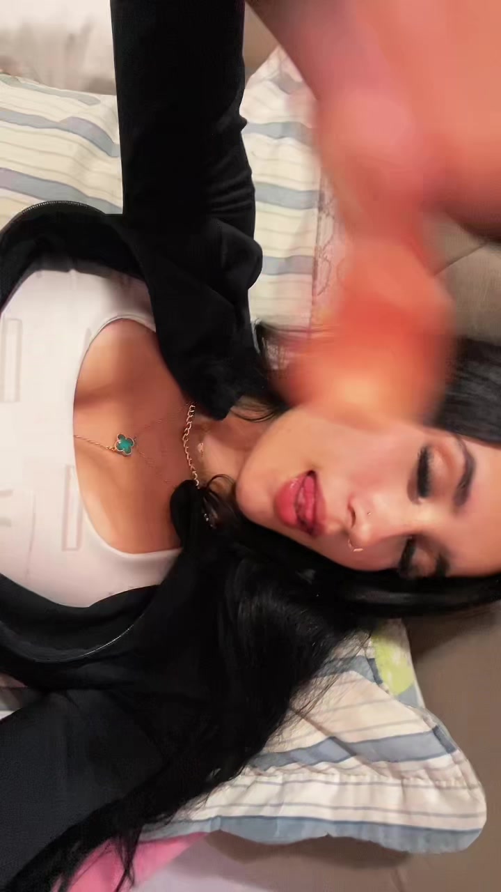 @️