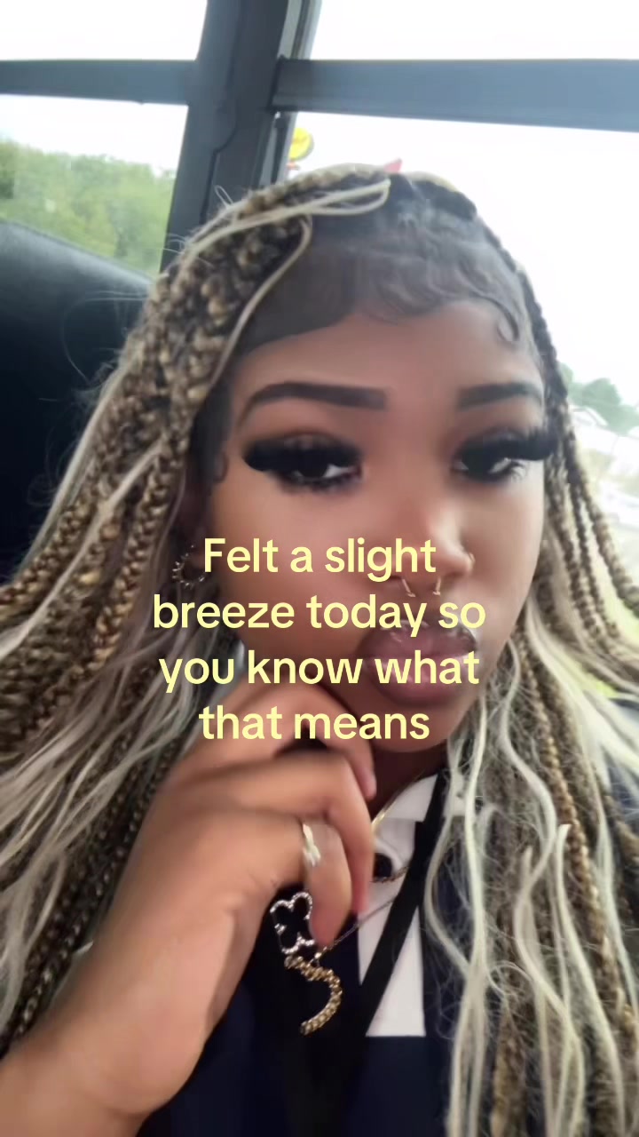 @Khia Trelesa