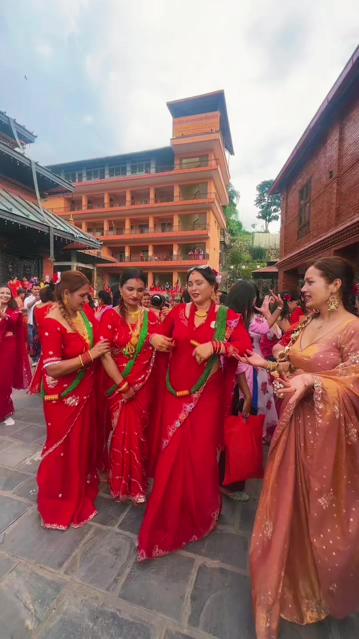 @Manishaoli053