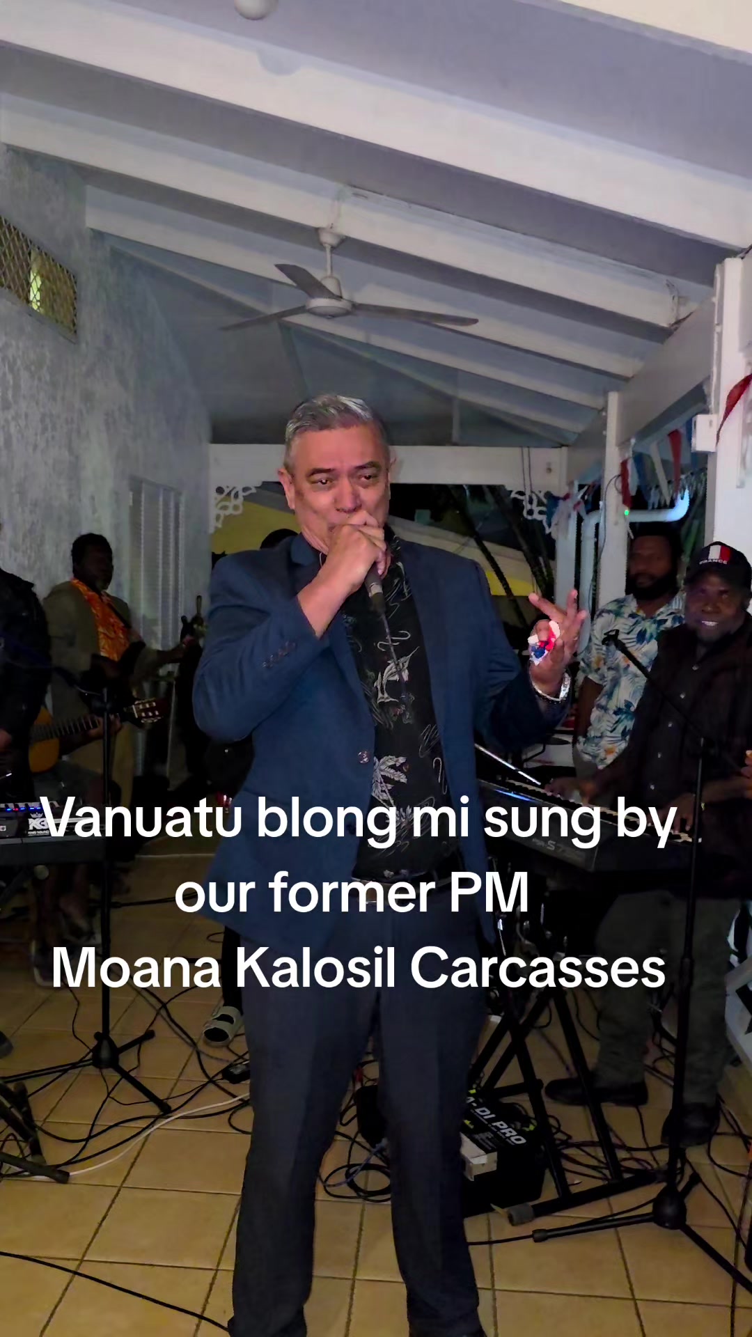 @Kizzy Kalsakau