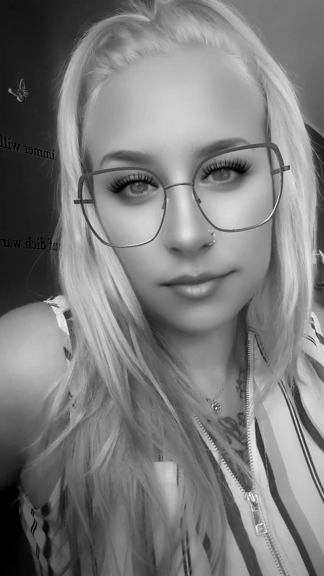 @Saphira95