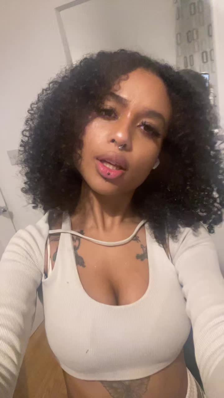 @Lxticia<3 [Printsbyleticia]
