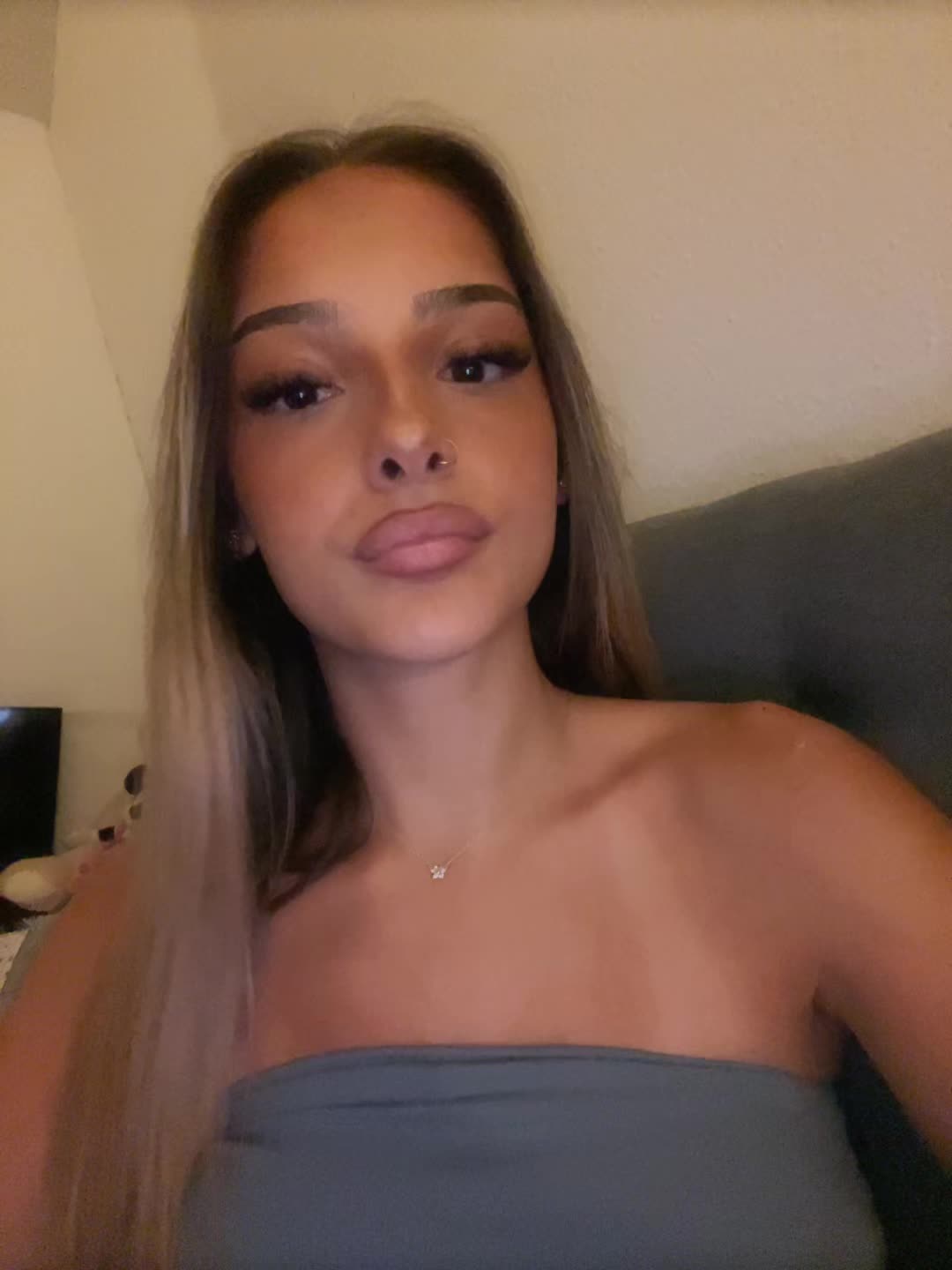 @𝐟