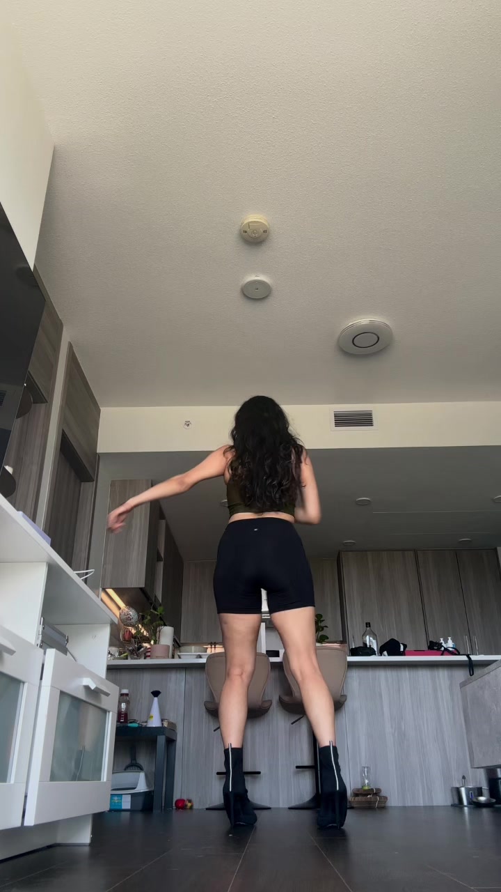 @BomBae