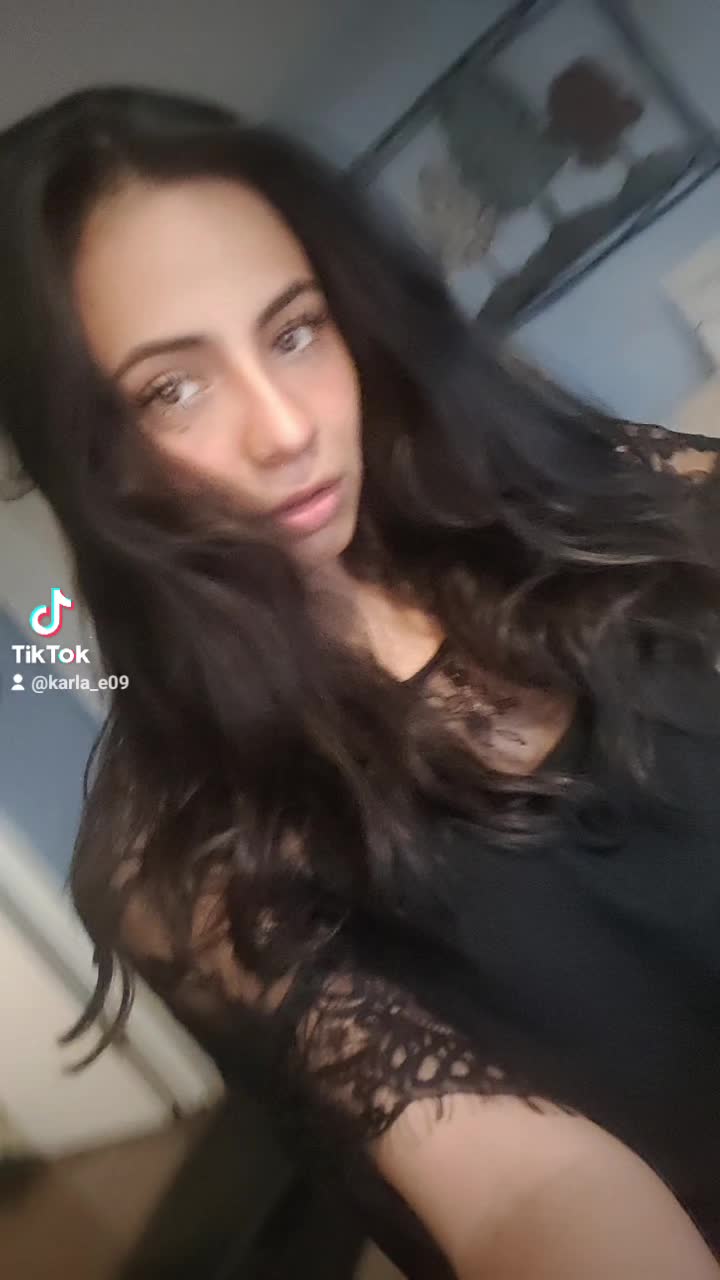 @Karla_e
