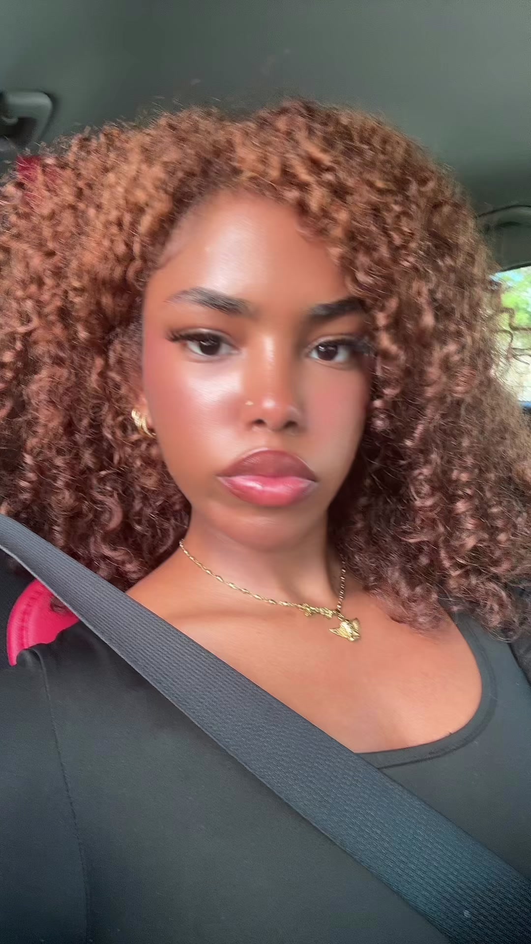 @🧚🏾&zwj;♀️