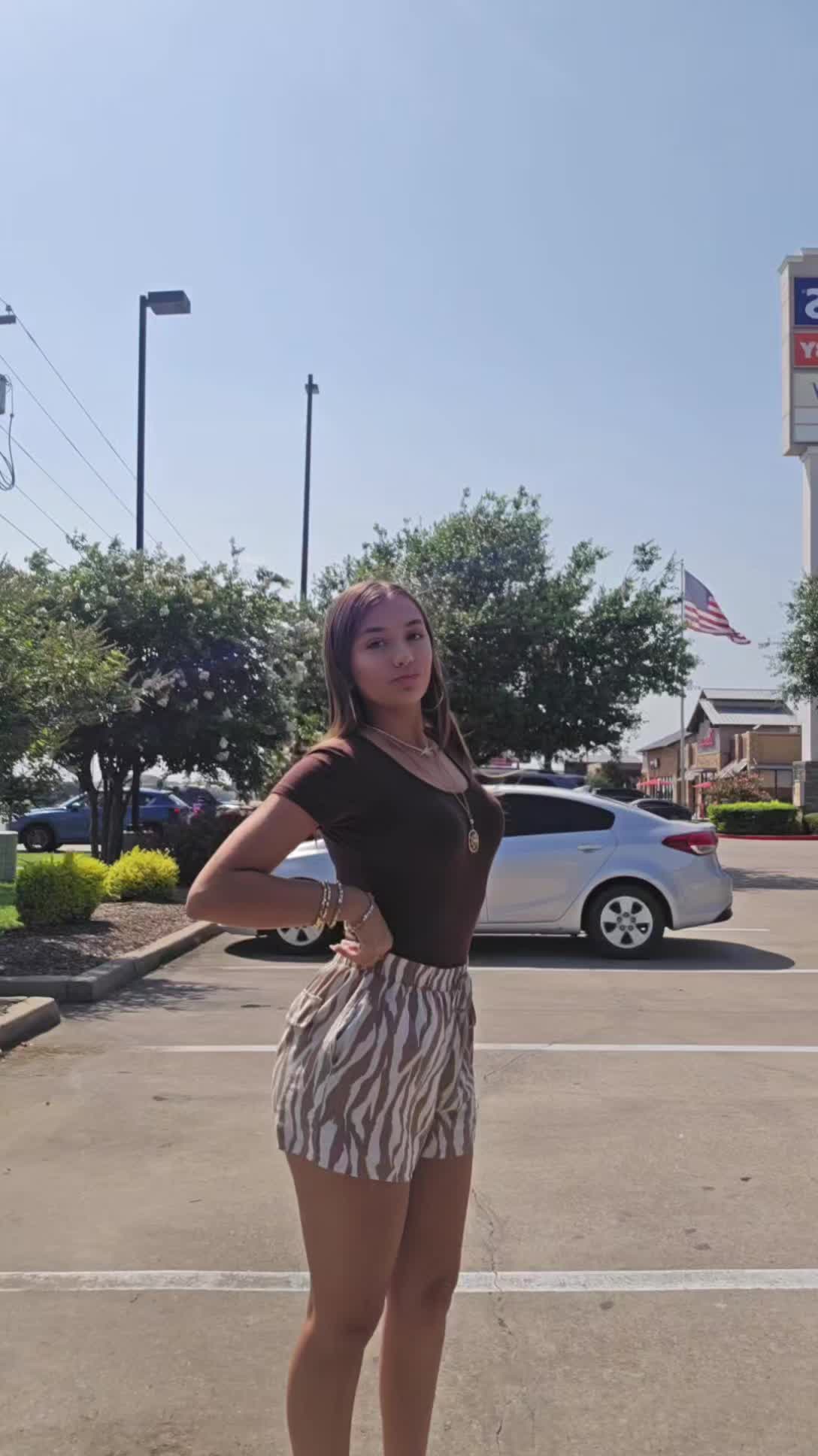 @𝓒𝓮𝓵𝓲𝓪 "𝓒𝓮𝓒𝓮𝓮"