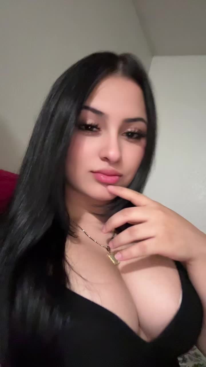 @𝑽𝑨𝑵𝑬🌻