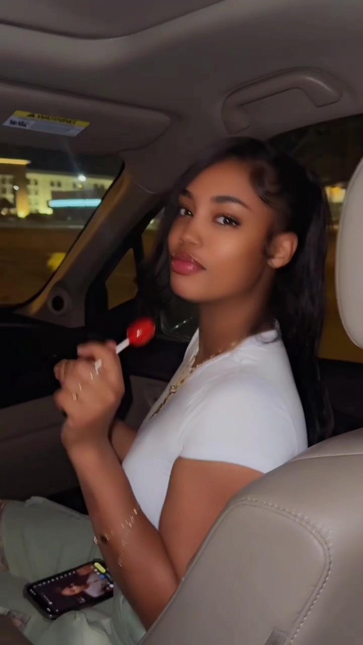 @Luna Tesfay