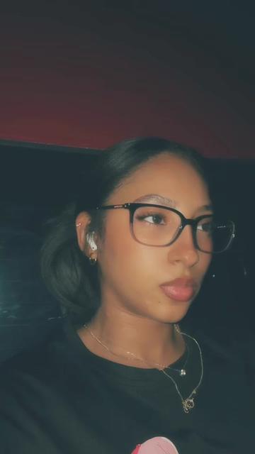 @Maru 🖤💫