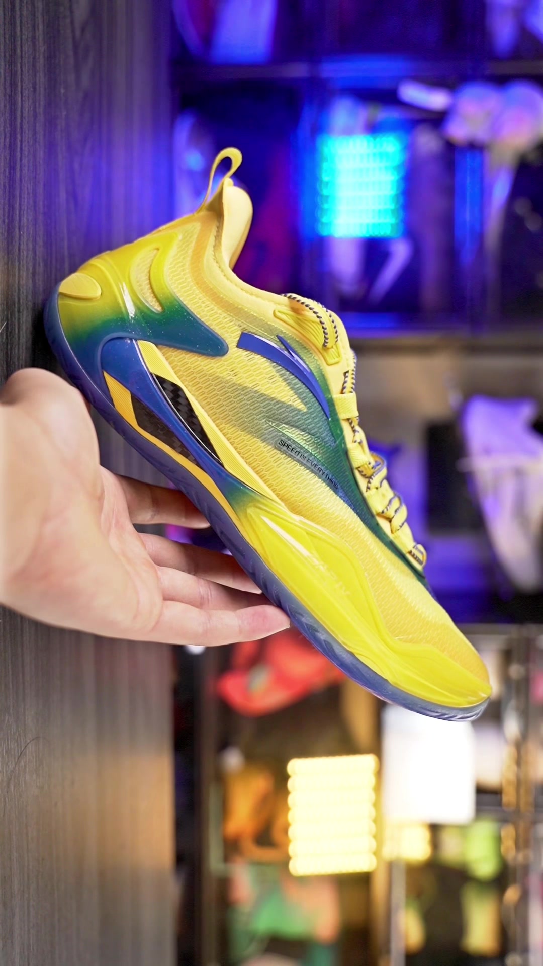 @Thesoledrop