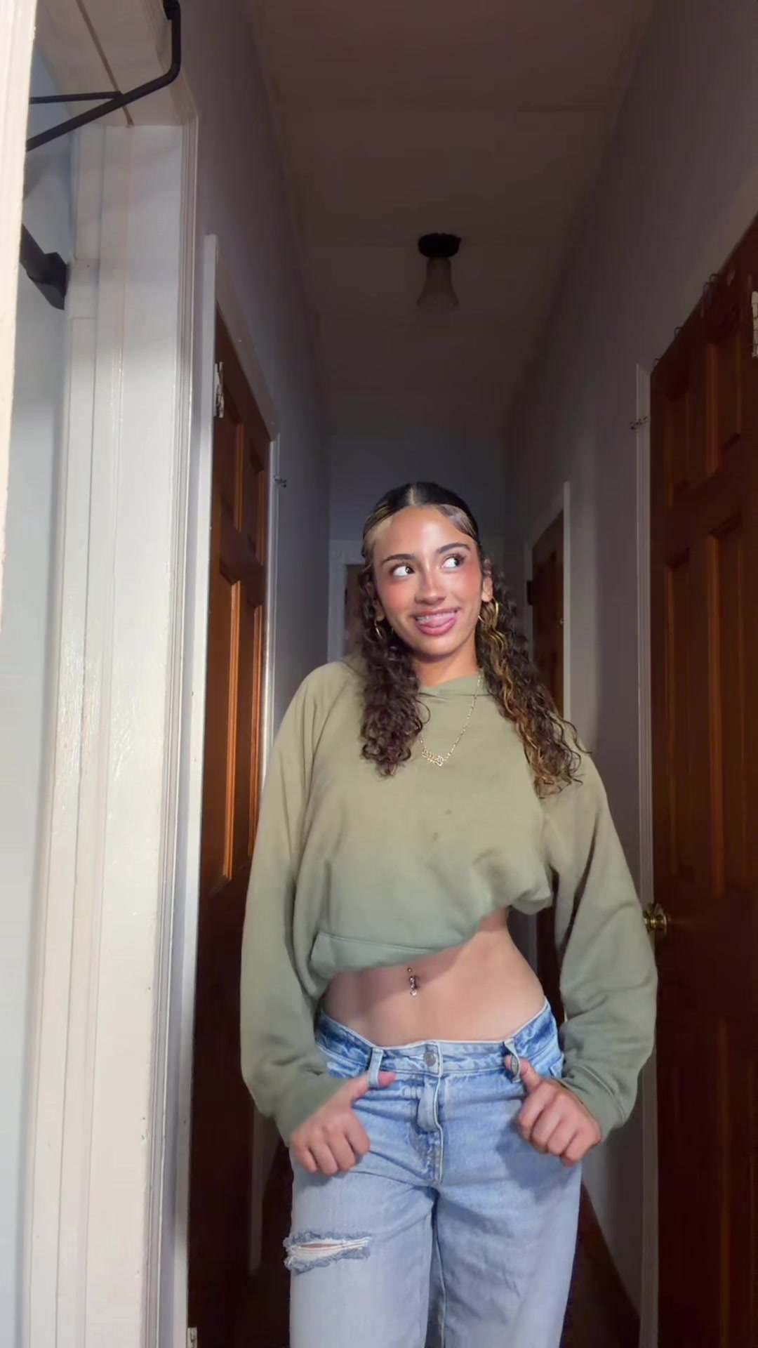 @bellabae