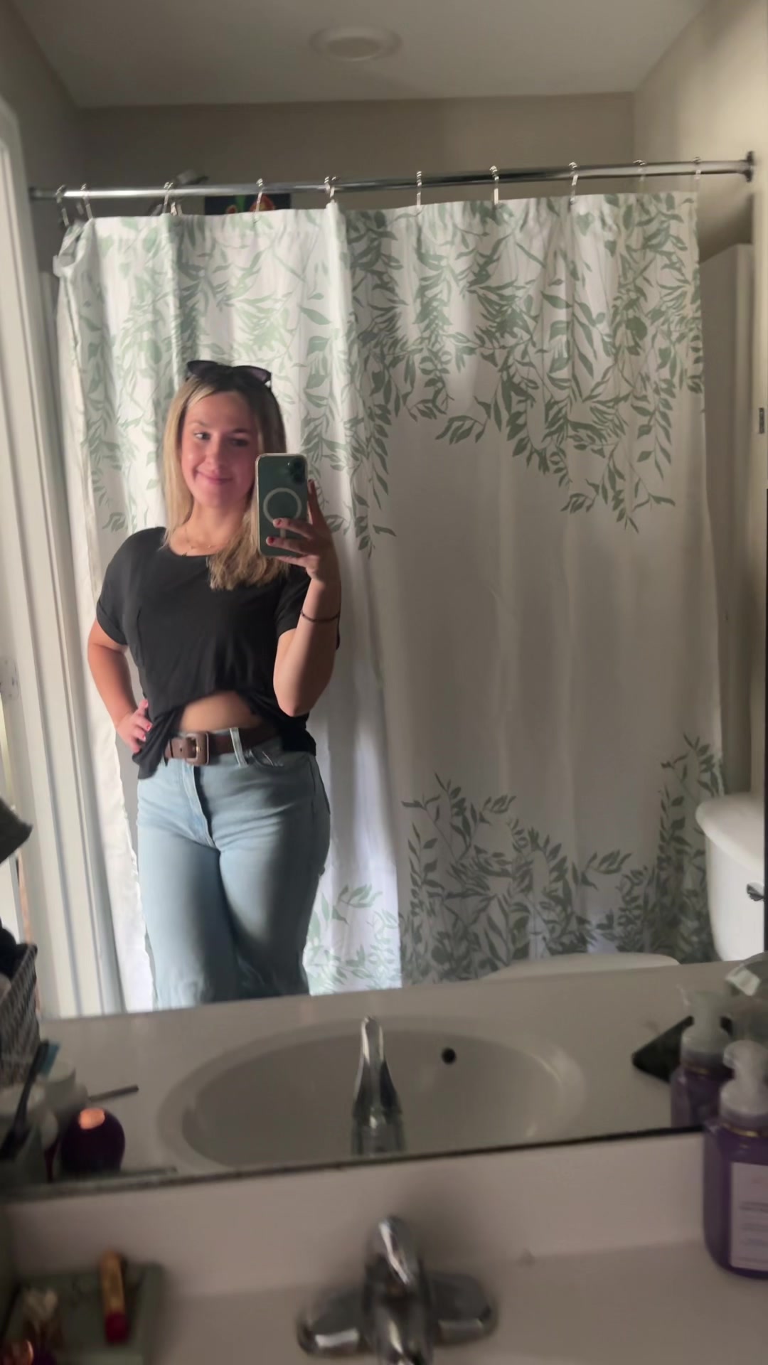 @Ellieee