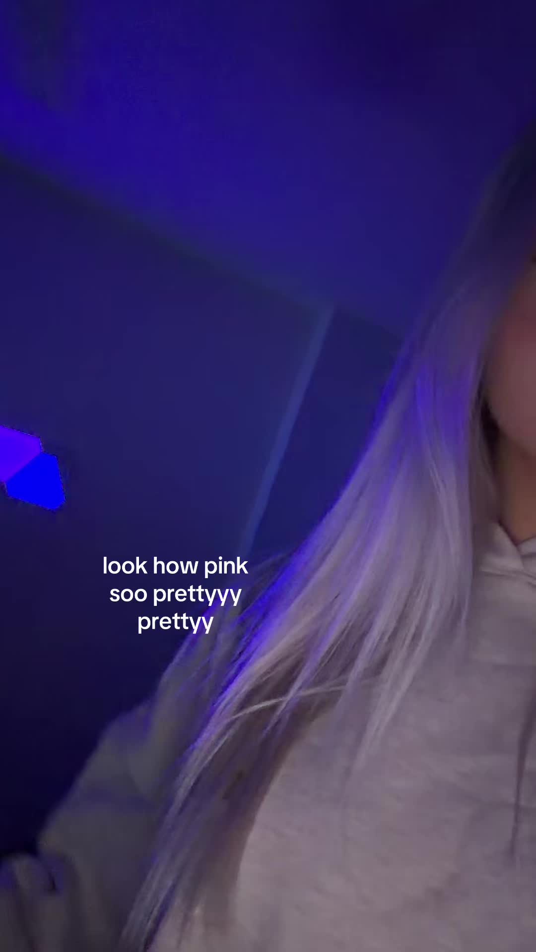 @⃟