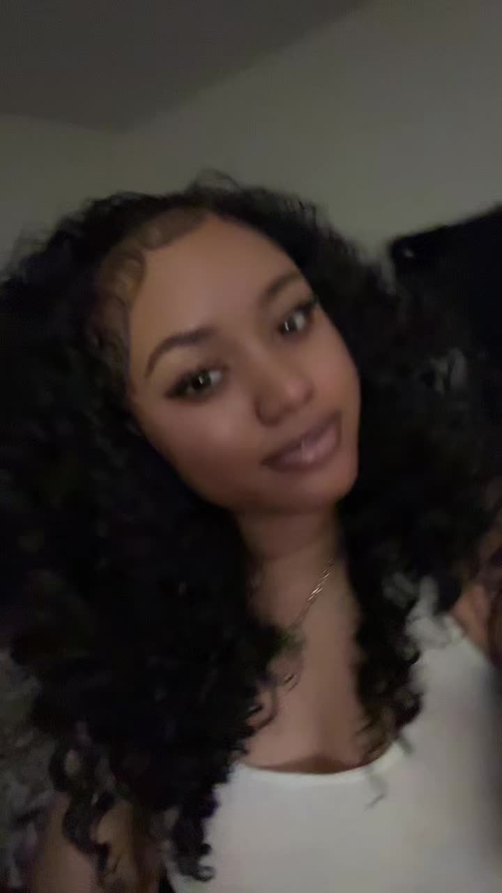 @Lia B💋