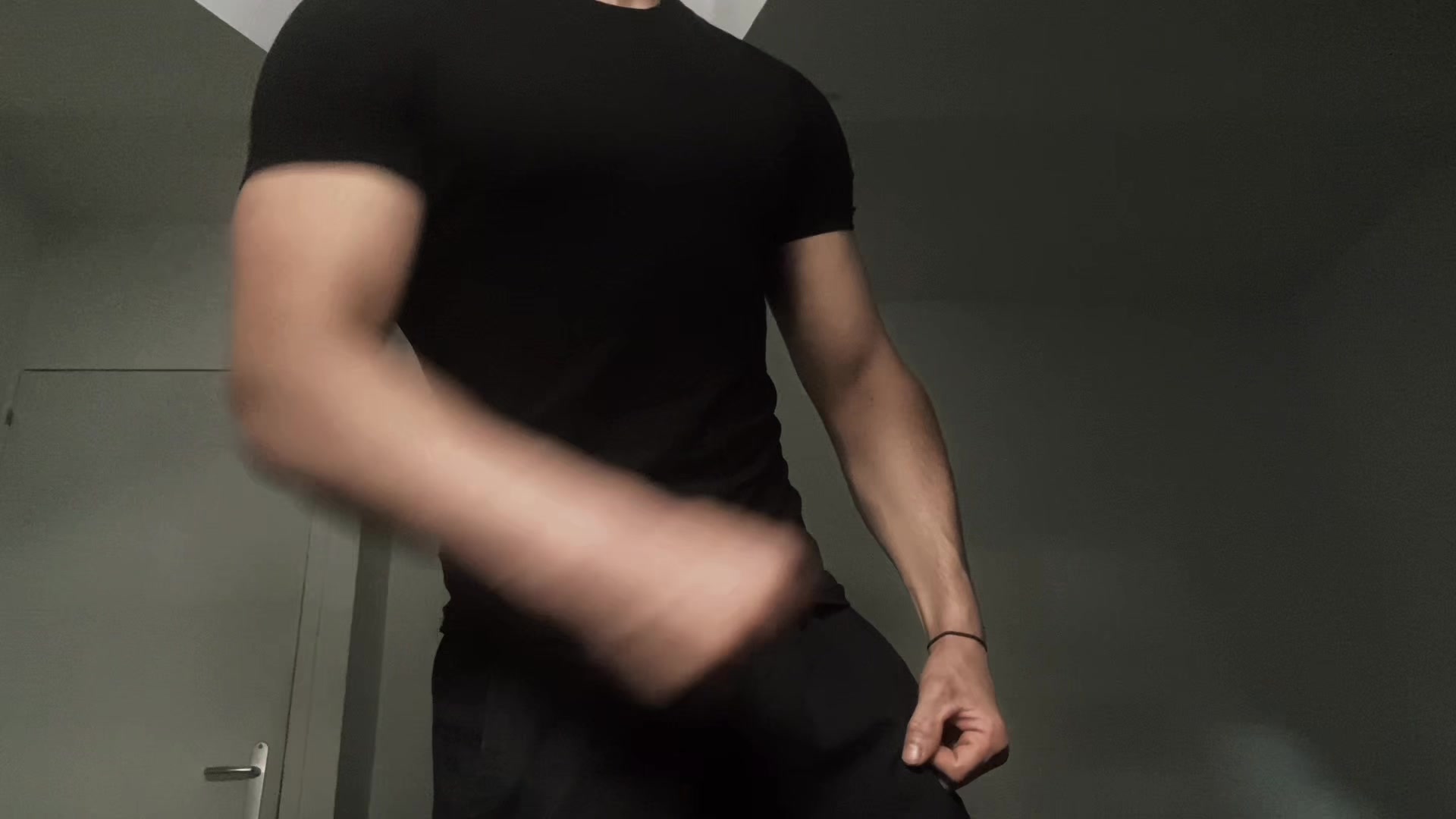 @𝐯𝐢𝐛𝐱.