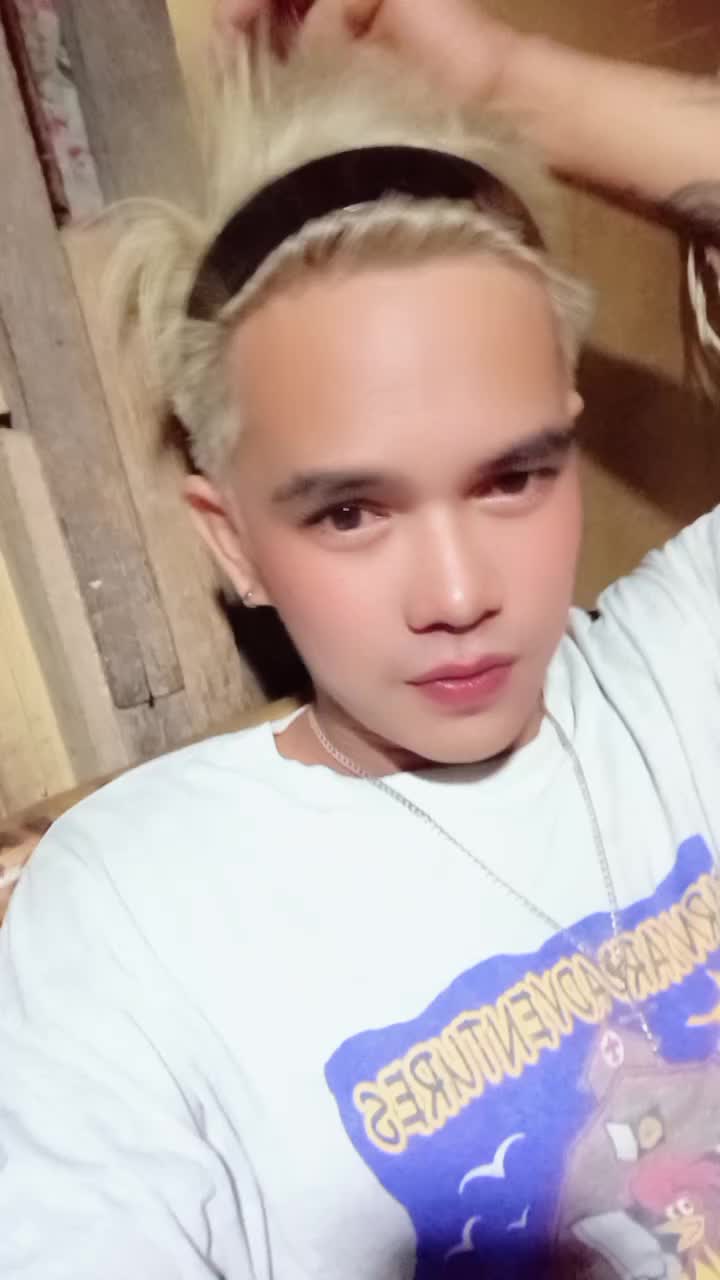 @kUriNay