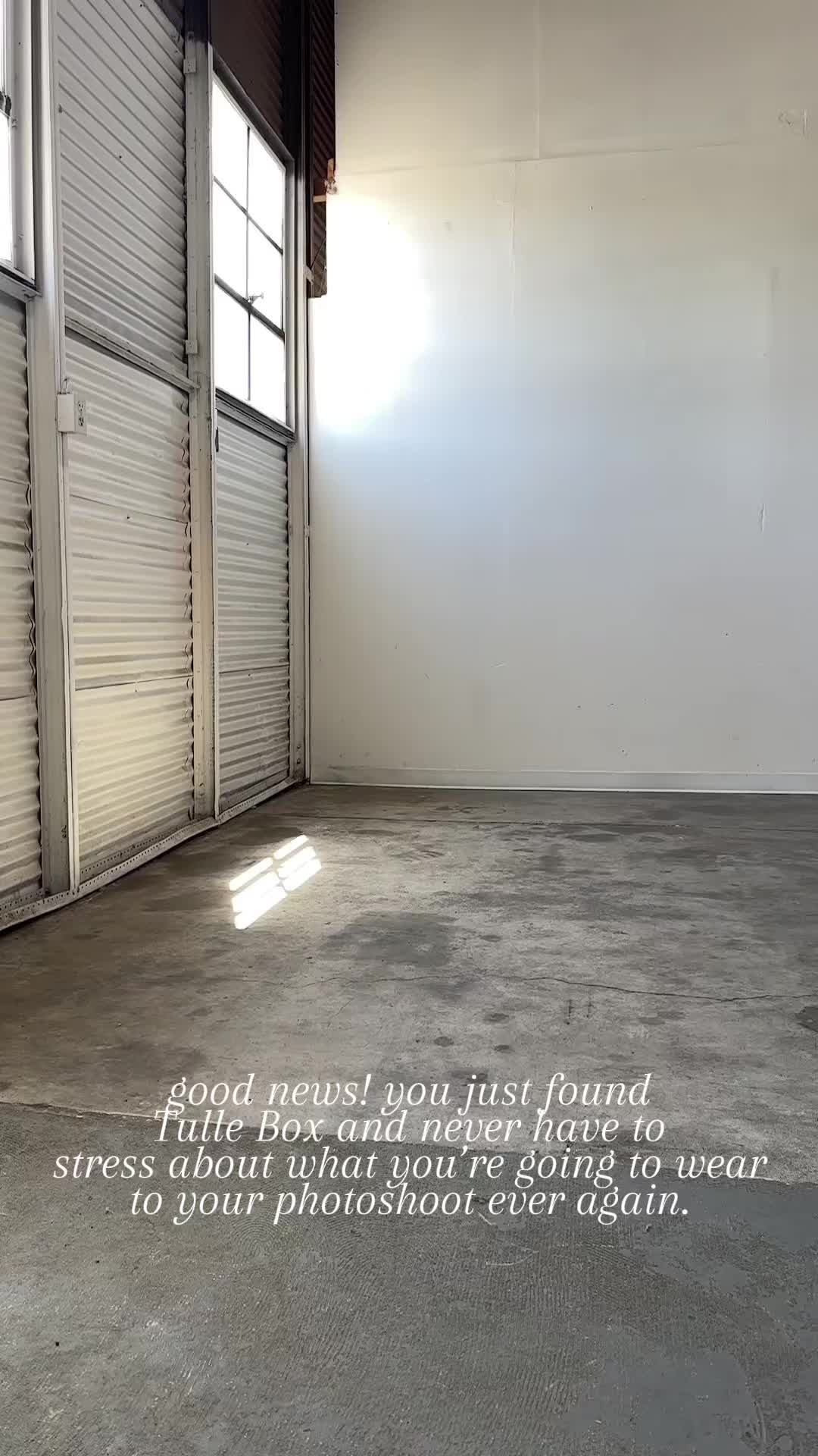 @TULLEBOX DRESS RENTALS