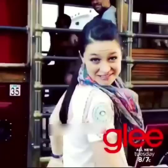 @Melissa Benoist