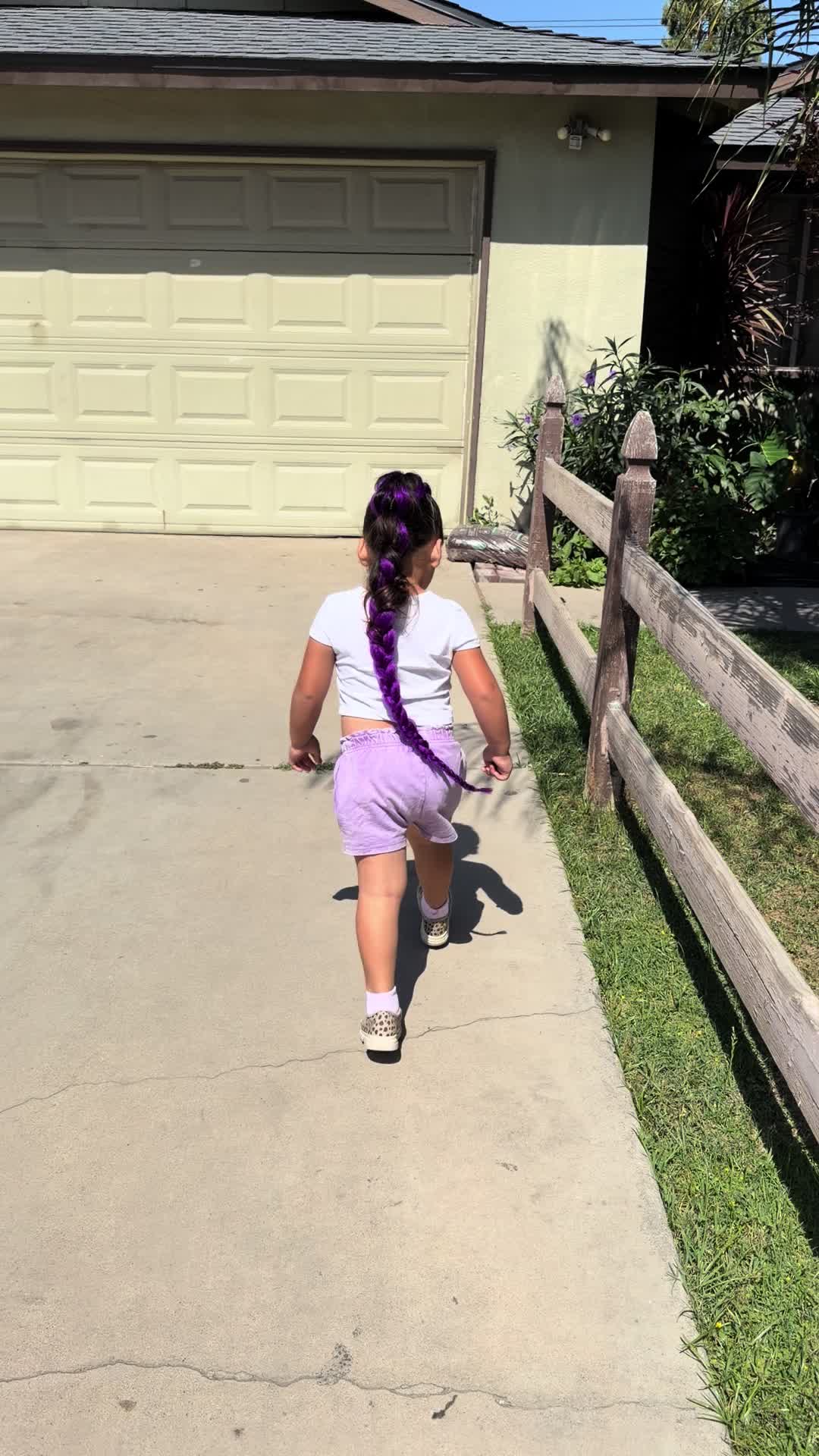 @deztini8314
