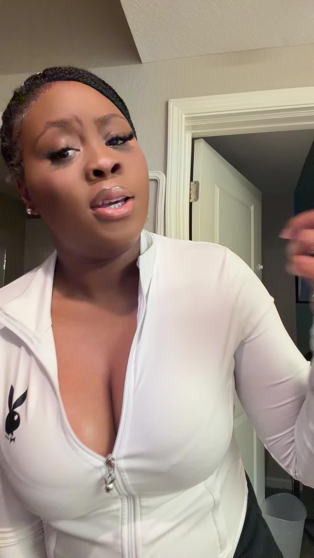 @Keiraa🤍💋