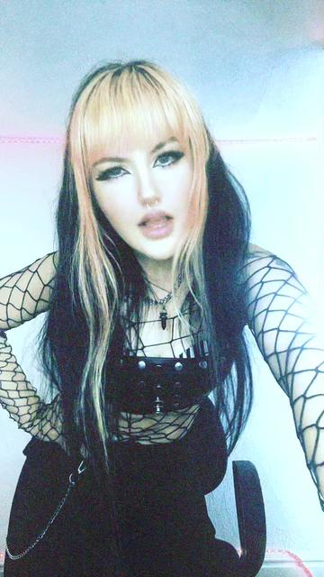 @🖤𝕷𝖎𝖓𝖉𝖘𝖊𝖞🖤